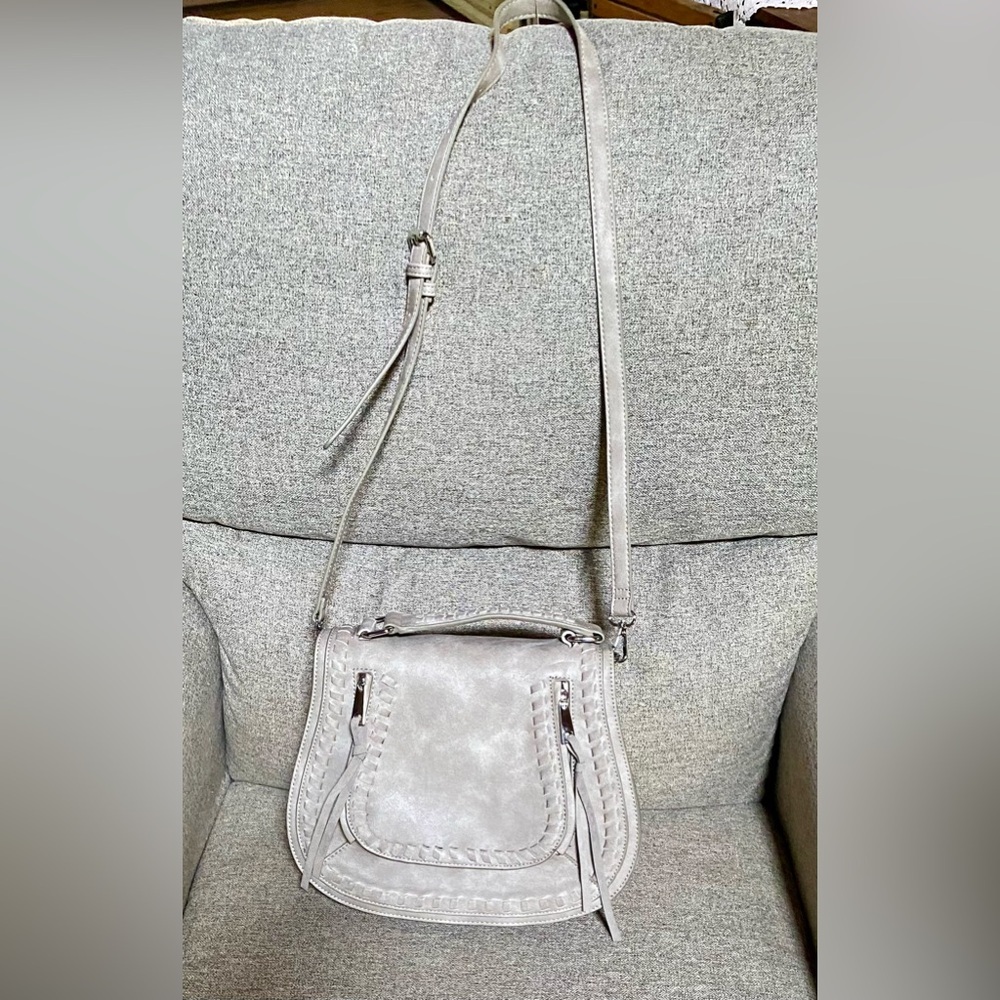 🔥Urban Expressions Vegan Leather Khloe Crossbody🔥 NWOT